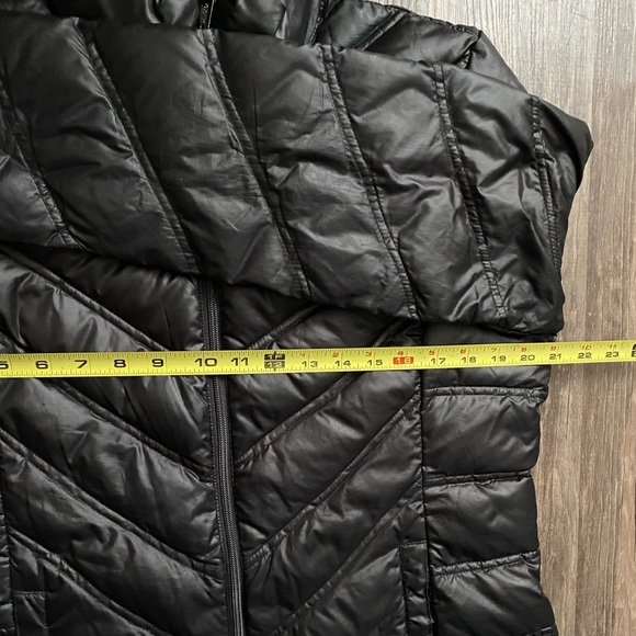Kenneth Cole Women's Black Puffer Jacket Size L Fillig: 90% Duckdown - Picture 7 of 8